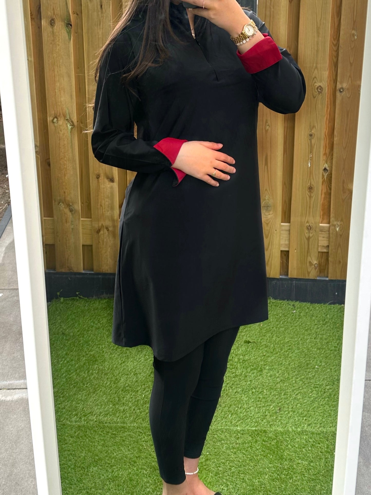 VÉLA COLLECTION - NOIR RED
